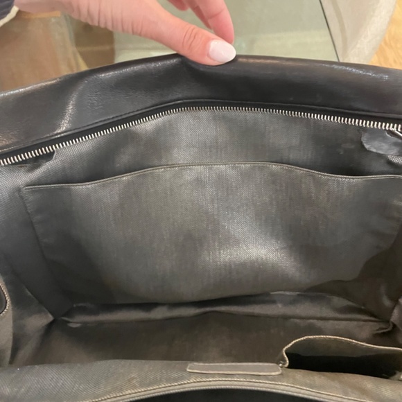 Chanel - Large Vintage Mademoiselle  Camera Bag - Picture 10 of 13